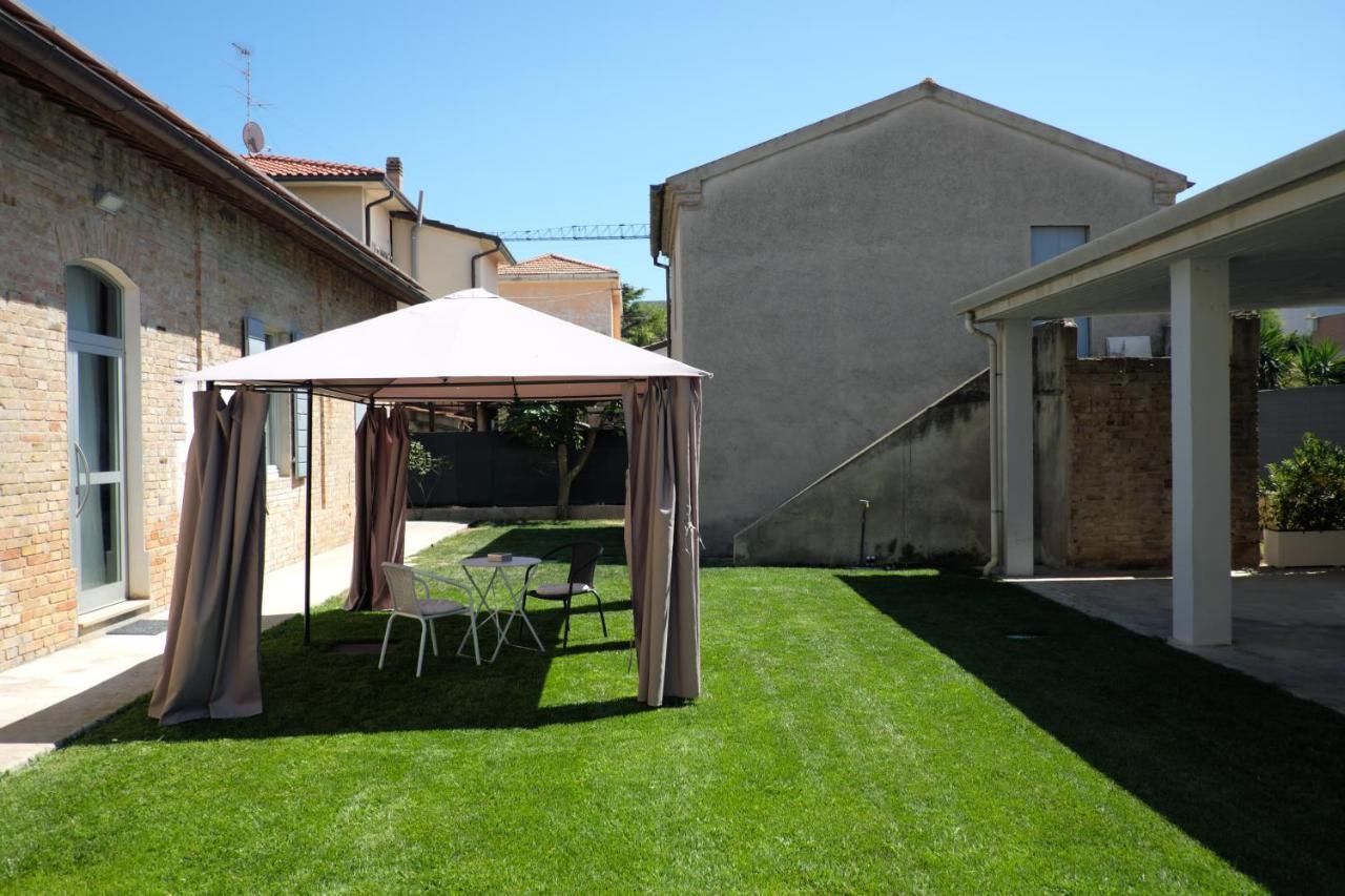 Invento Bnb Unconventional Maison Civitanova Marche Exterior foto